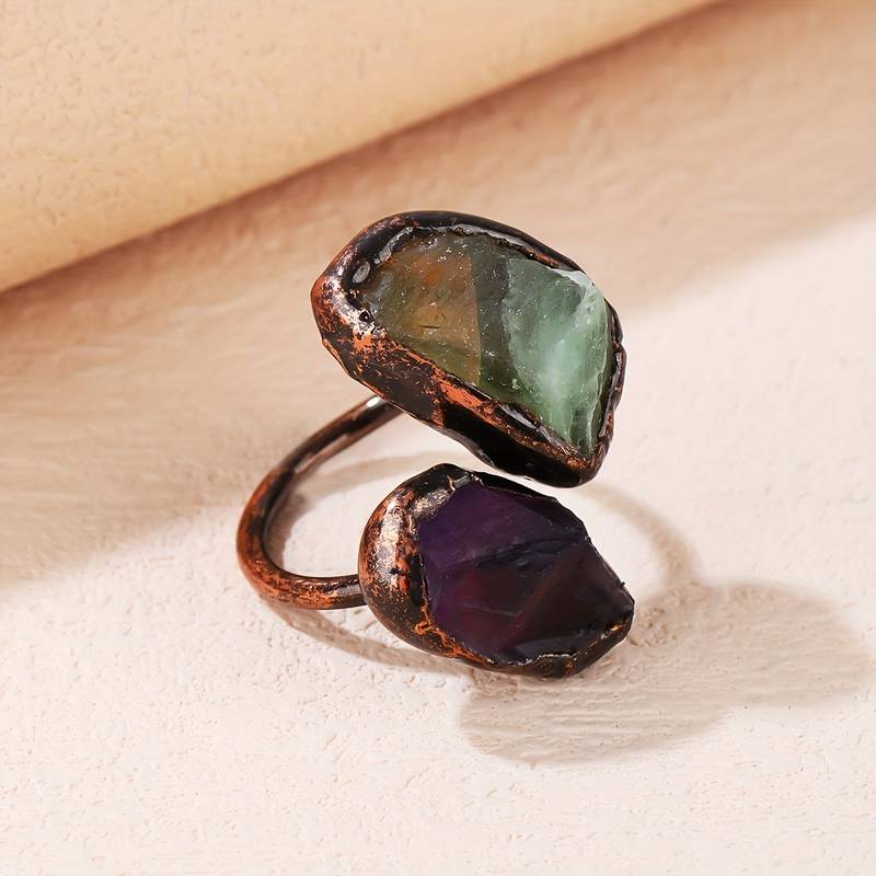 Vintage-Style Inlaid Stone Ring in Two Colours