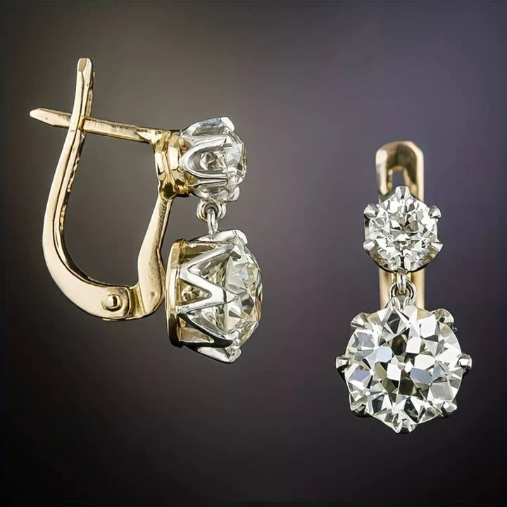 Vintage goudkleurige oorbellen met zirkonia