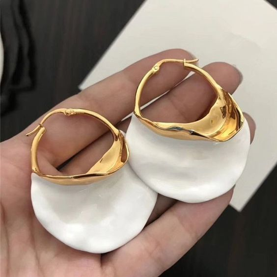 Vintage-Style White Enamel Disc Earrings with Gold-Tone Wave