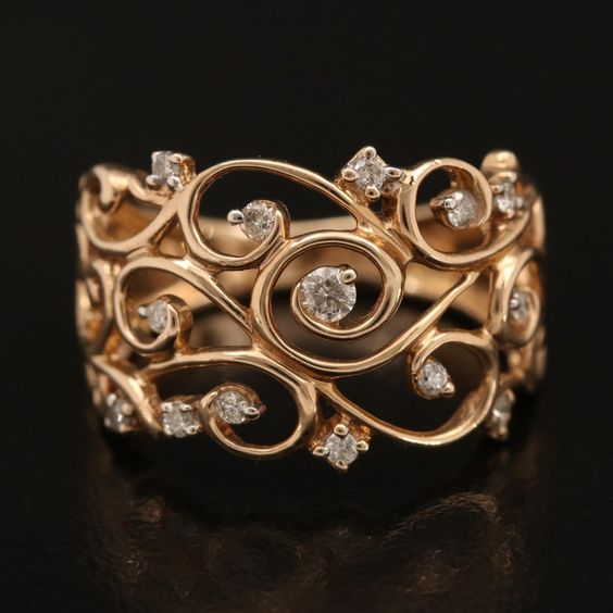 Vintage-Style Rose Ivy Zirconia Ring