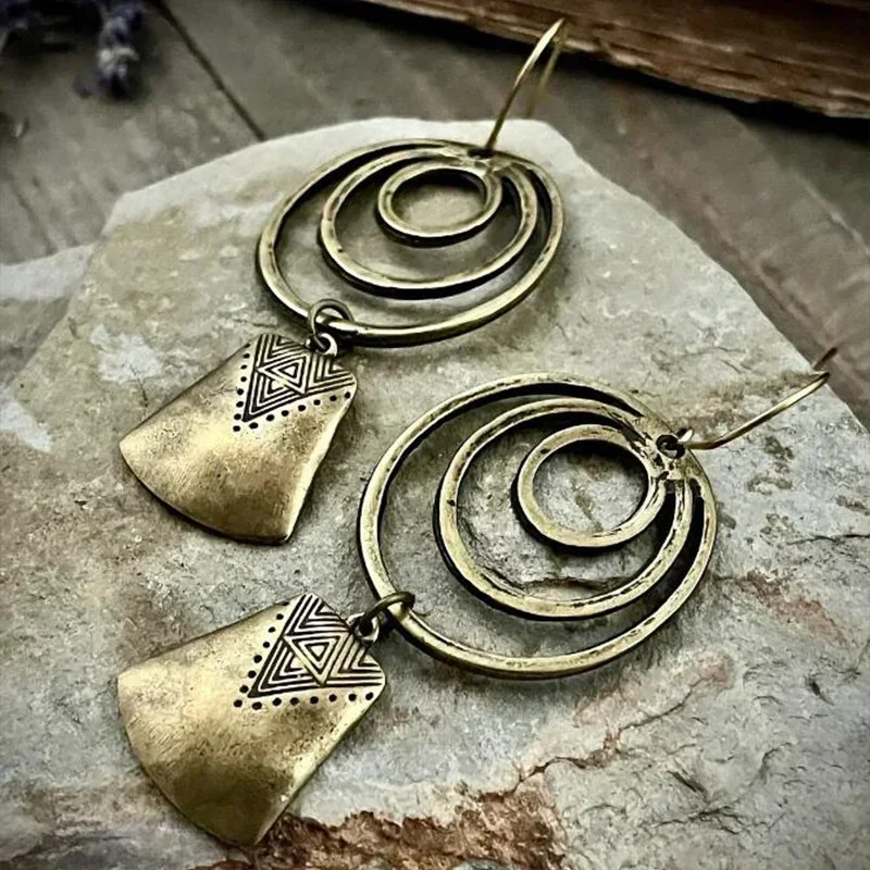Vintage-Style Silver-Tone Round Spiral Earrings