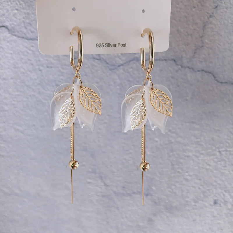 White Petal Zirconia Dangle Earrings