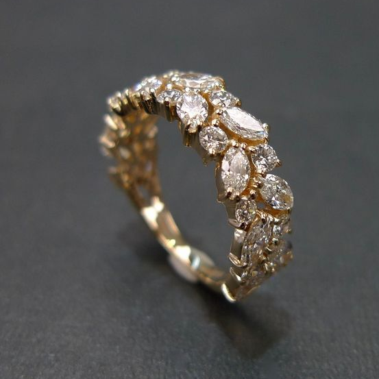 Vintage goudkleurige ring met marquise- en rond geslepen zirkonia