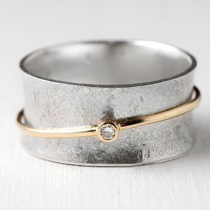 Vintage-Style Gold-Tone Line Zirconia Silver-Tone Ring