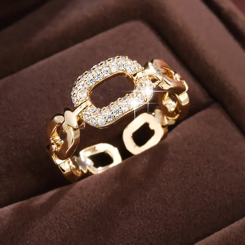 Gold-Tone Oval Link Chain Ring with Crystal Pavé