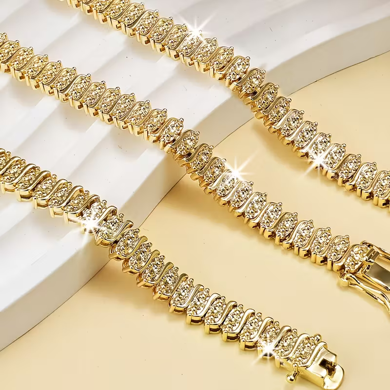 Sparkling Tennis Bracelet in Gold Tone