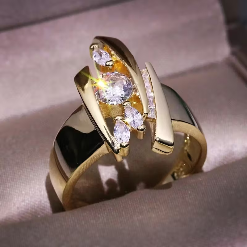 Stellar Arc Ring