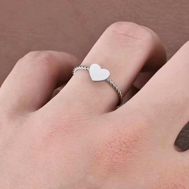 Simple Heart Band Ring