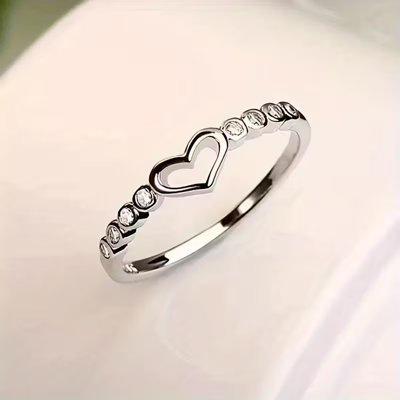 Heartline Ring