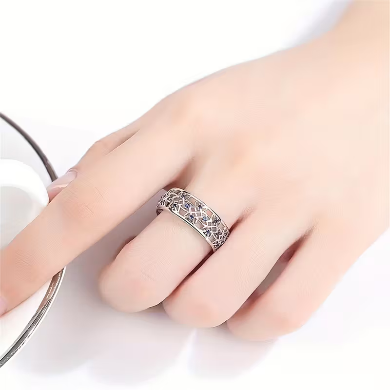 Sapphire-Look Lattice Ring