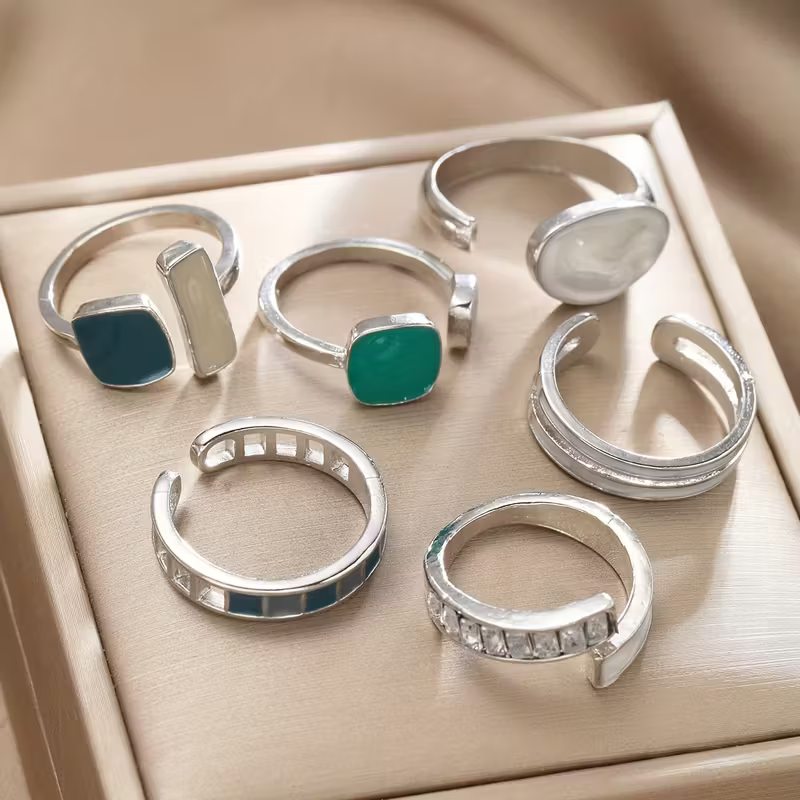 Geometrische ringenset met colour-blocking