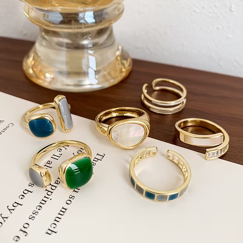Geometrische ringenset met colour-blocking