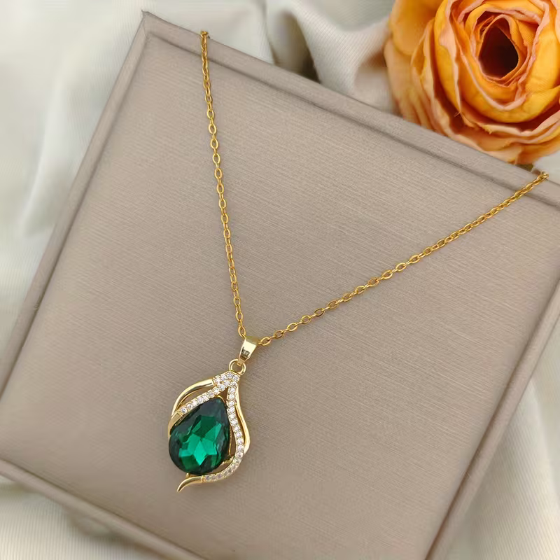 Golfketting met smaragdlook