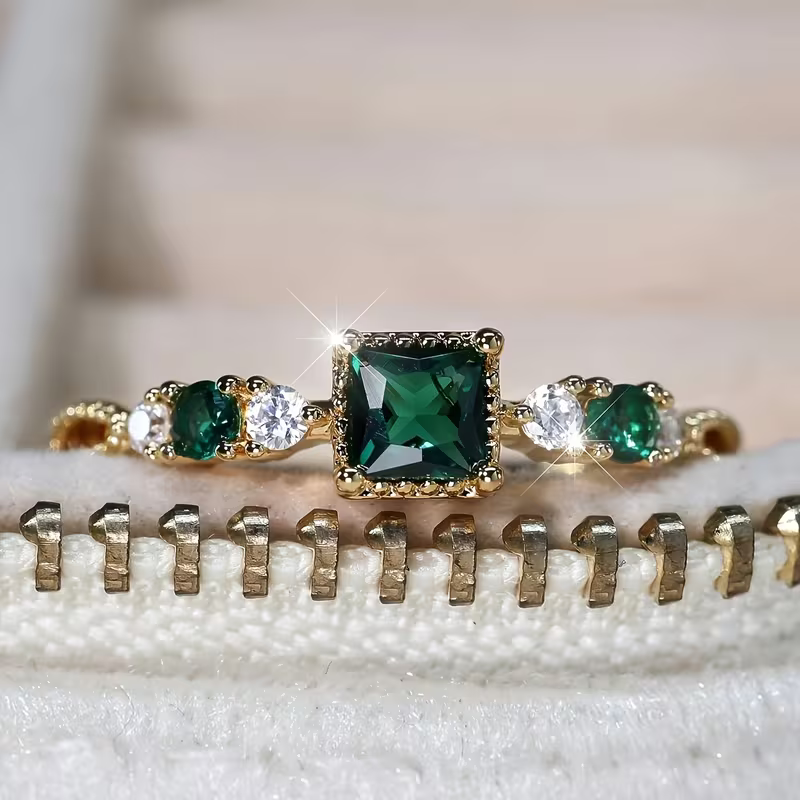 Evergreen royale-ring