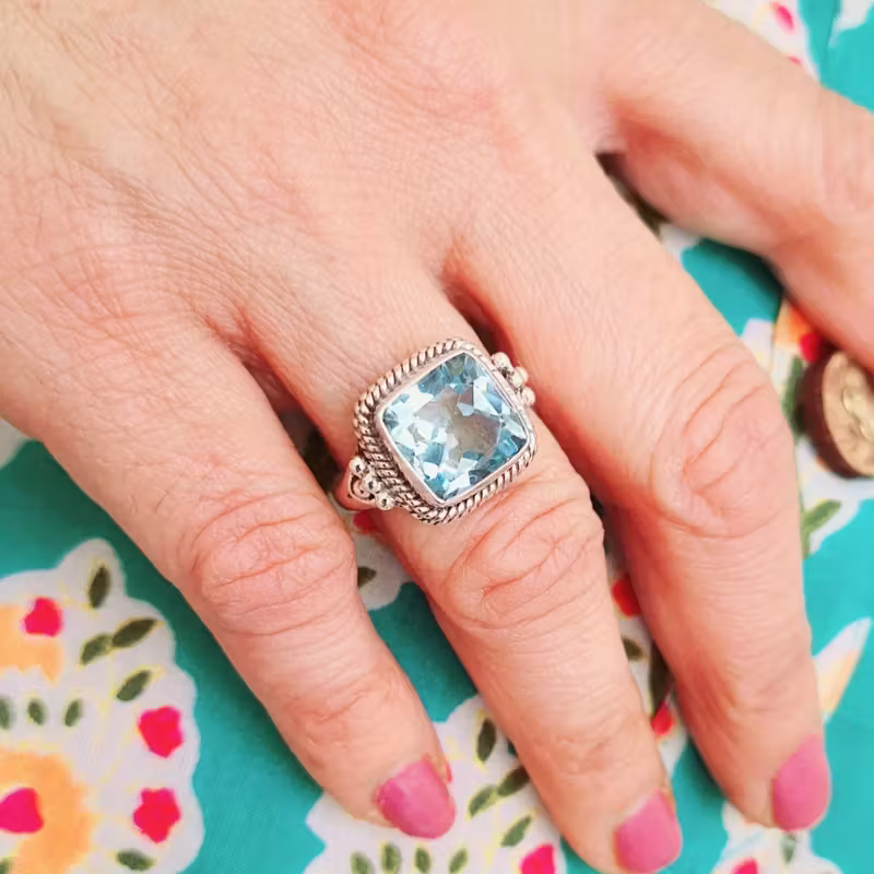 Vintage-Style Blue Square Ring