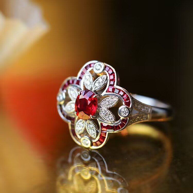 Vintage-Style Bright Red Zirconia Ring