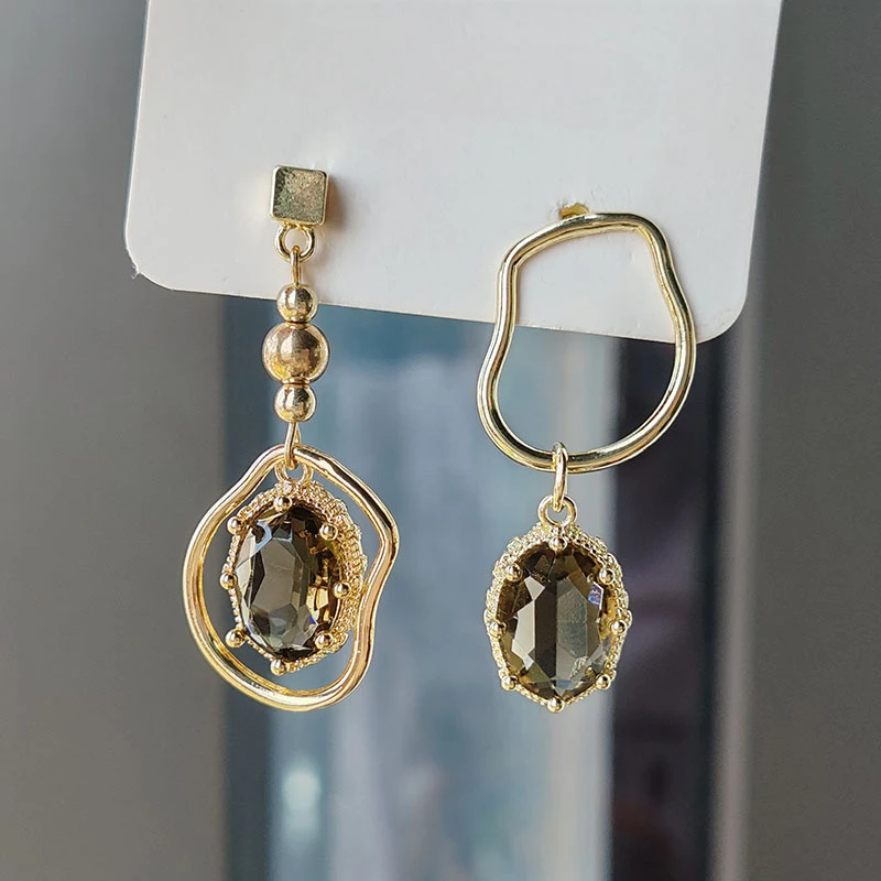 Vintage-Style Gold-Tone and Green Glass Earrings