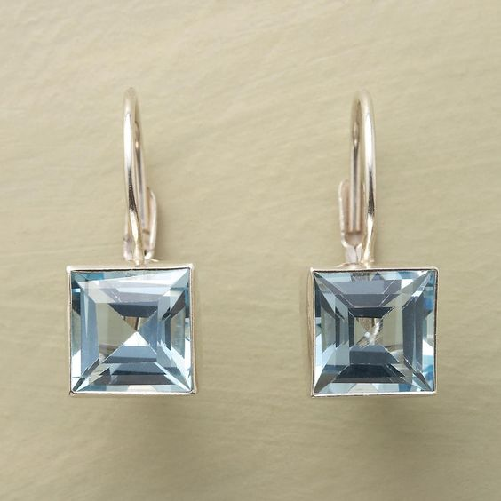 Vintage-Style Blue Cube Glass Earrings