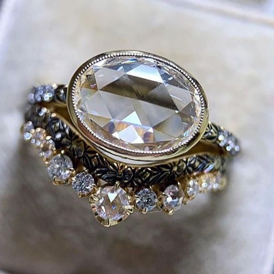 Vintage-Style Fancy Glass Ring