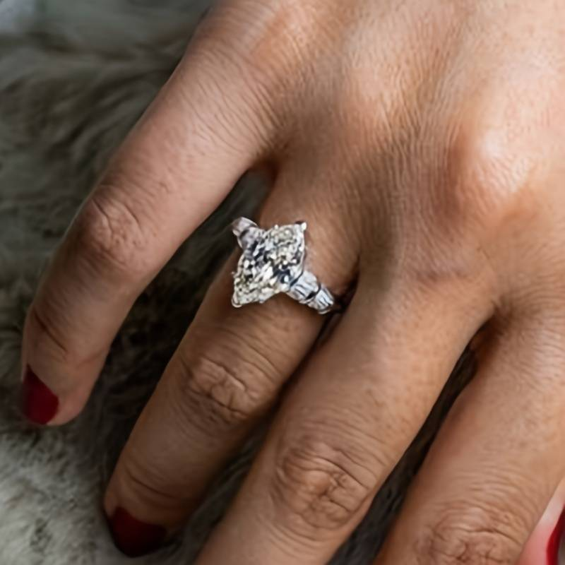 Vintage-Style Bright Drop Ring