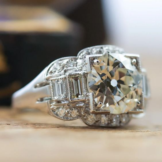Vintage-Style Crystal Silver-Tone Ring