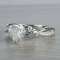 Vintage-Style Inlaid Crystal Heart Silver-Tone Ring