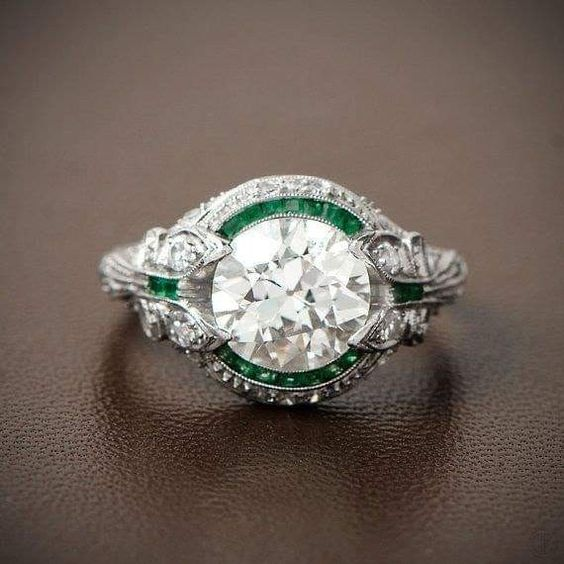 Vintage-Style Green Glass White Zirconia Ring