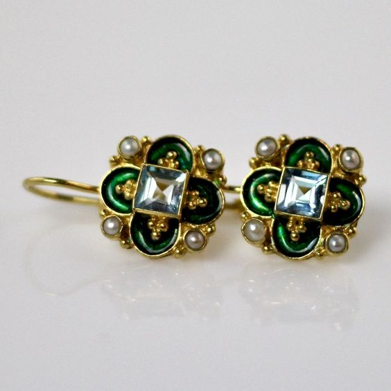 Brincos de Pérola Verde Estilo Vintage