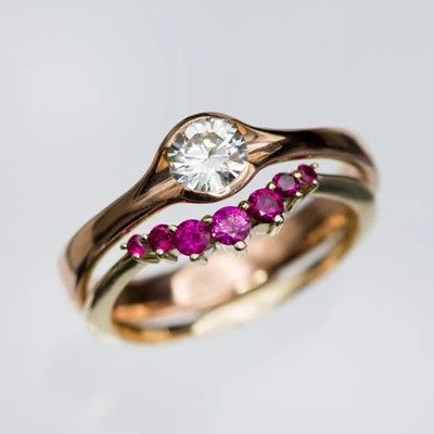 Vintage-Style Garnet Crystalline Gold-Tone Ring
