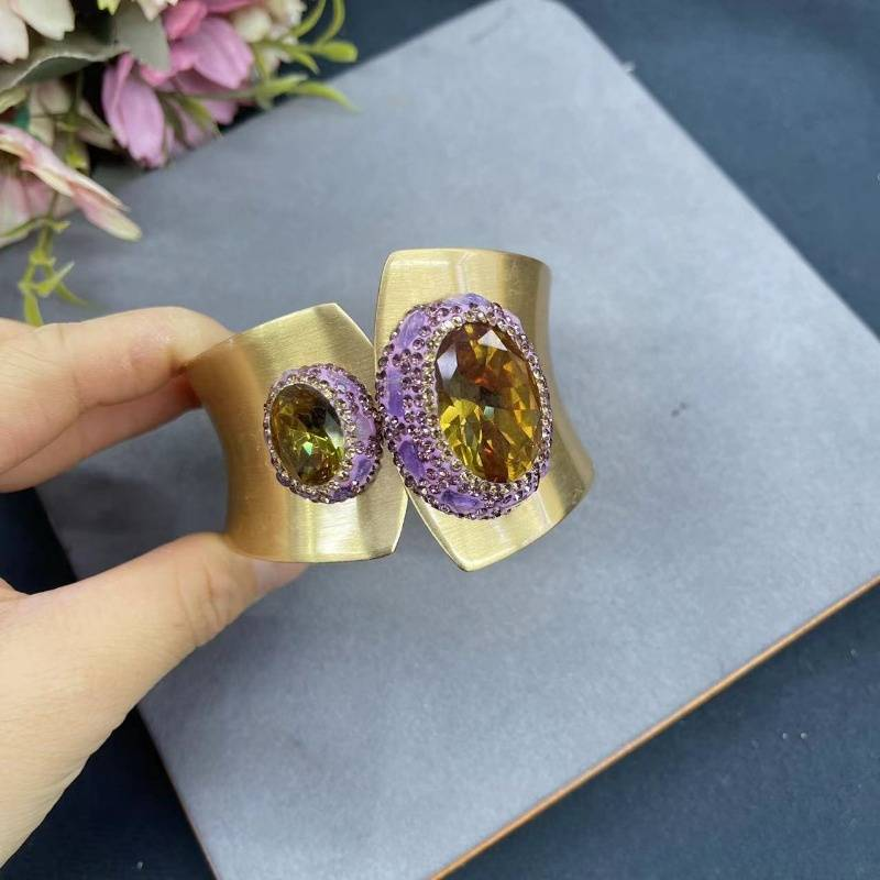 Vintage-Style Open Purple Glass Ring
