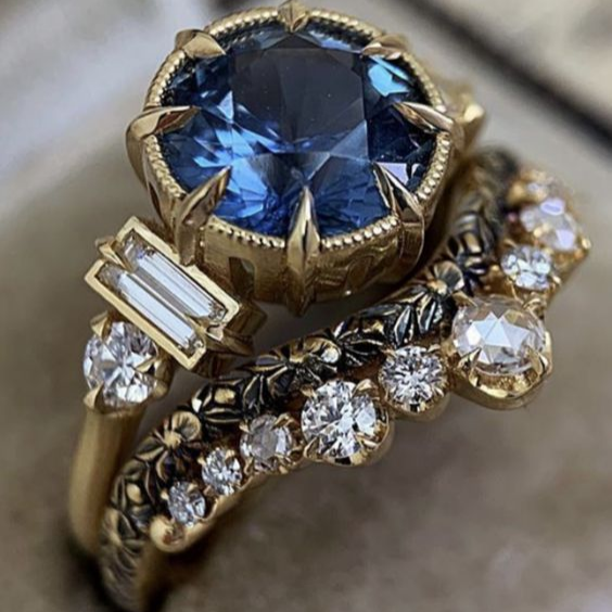 Vintage-Style Blue Round Glass Classic Ring