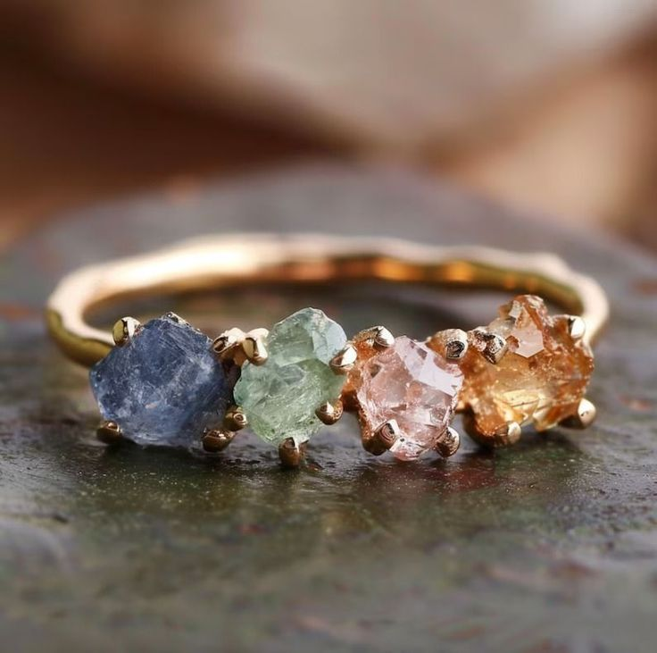 Vintage-Style Colourful Stones Ring