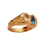 Smedet guldfarvet ring i vintagestil