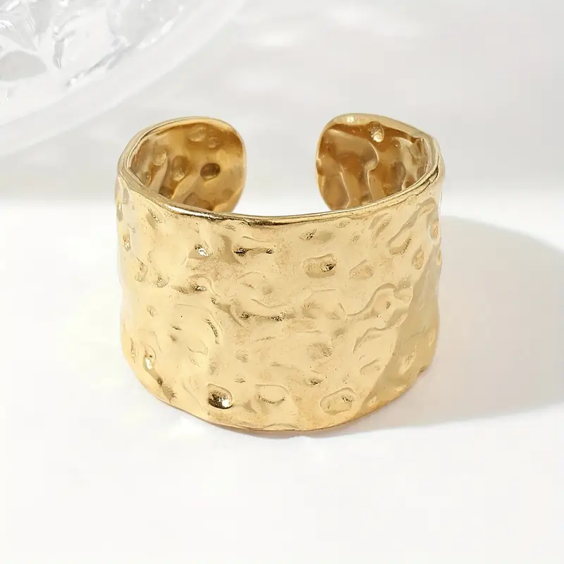 Goudkleurige bandarmband