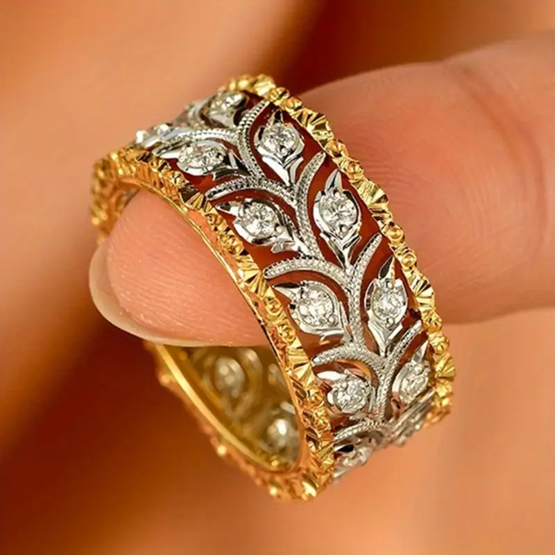 Vintage-Style Ivy Hollow Zirconia Ring