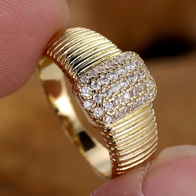 Ribbed Gold-Tone Ring with Pavé Crystal Top
