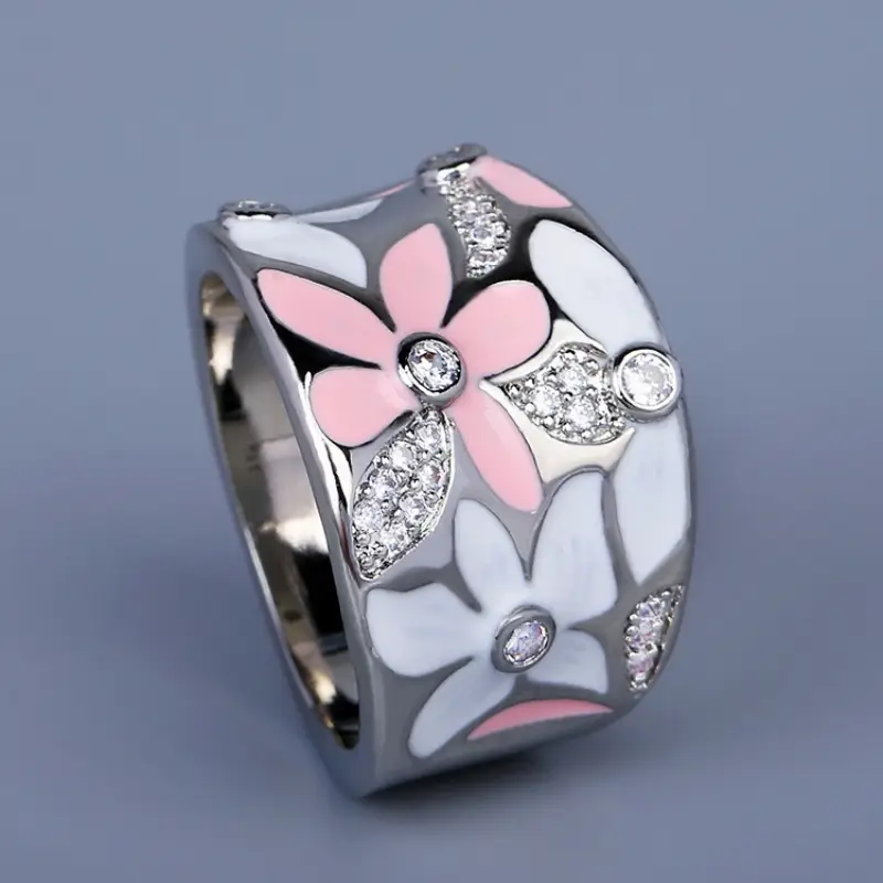 Margueritring i vintagestil med emalje