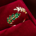 Open bladring met groene zirkonia
