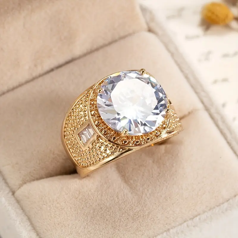 Spark Crystal Round Ring
