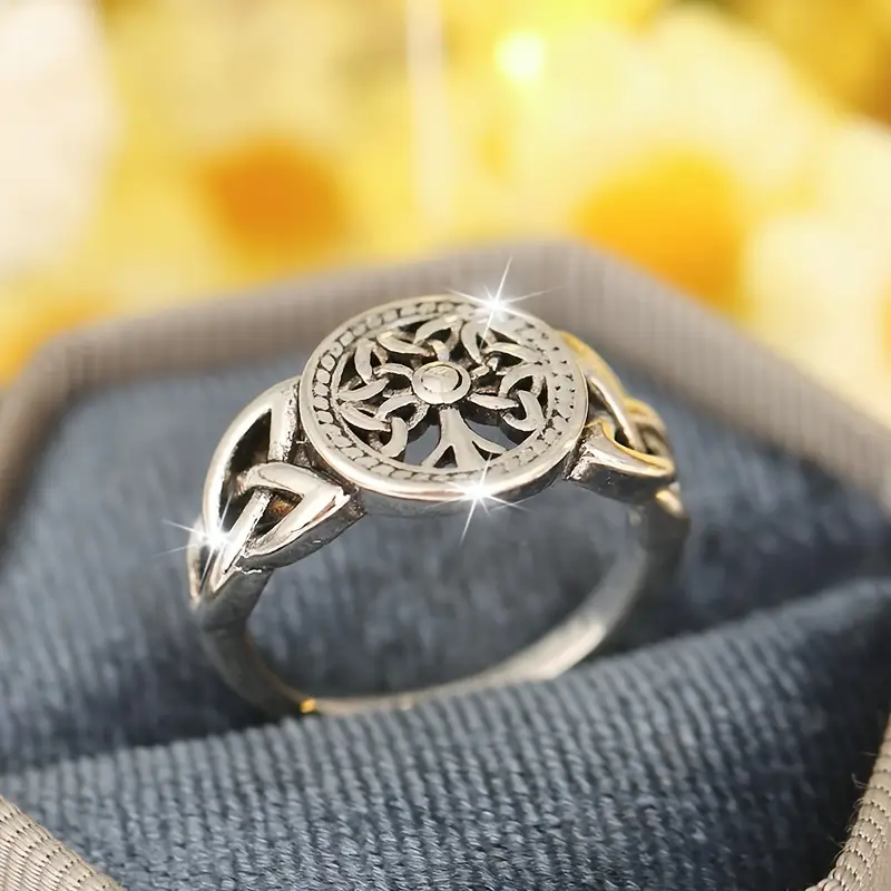 Stralende draaiende ring