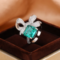 Bright Emerald-Look Bow Silver-Tone Ring
