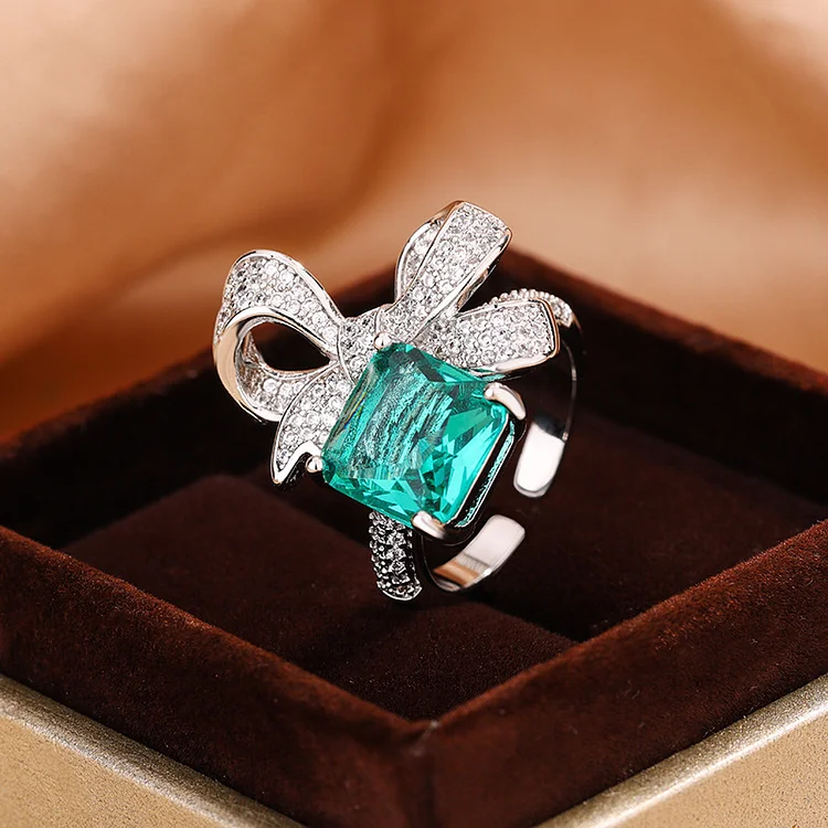 Bright Emerald-Look Bow Silver-Tone Ring