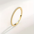 Ring met gipskruidcirkel en zirkonia