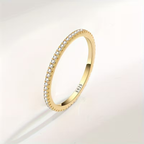 Ring met gipskruidcirkel en zirkonia
