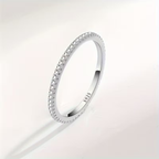 Ring met gipskruidcirkel en zirkonia