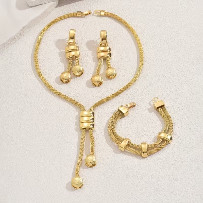 Goudkleurige mesh-oorhangers