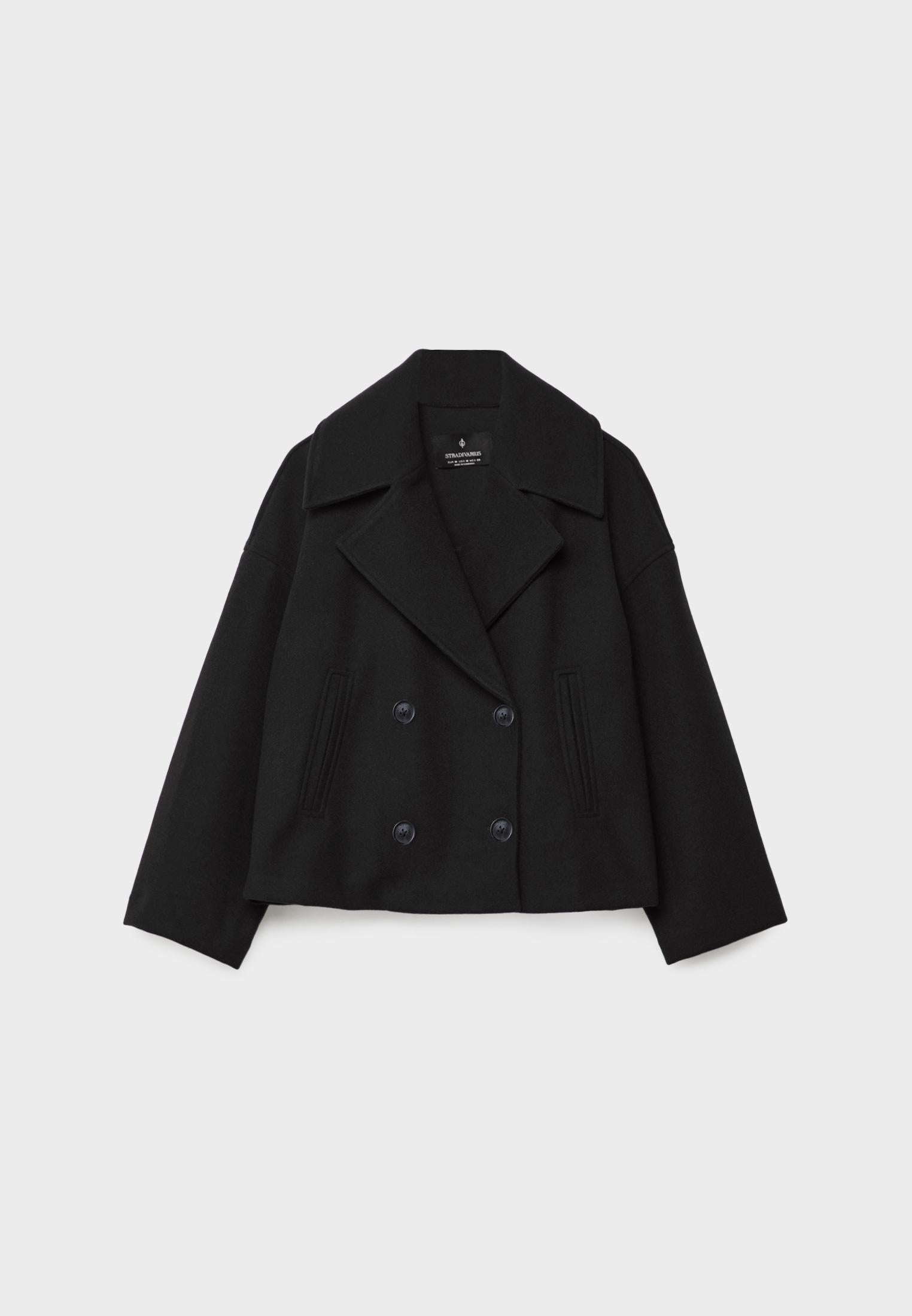 Cropped Double Breasted Jacket with Oversized Lapels and Pockets