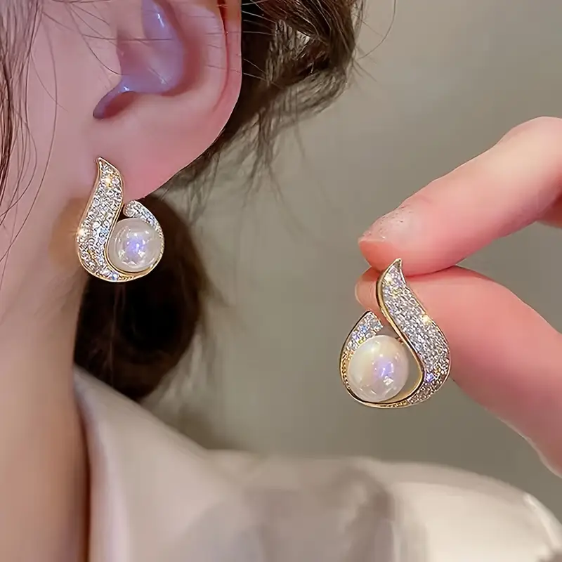 Pearl and Zirconia Front-Back Earrings