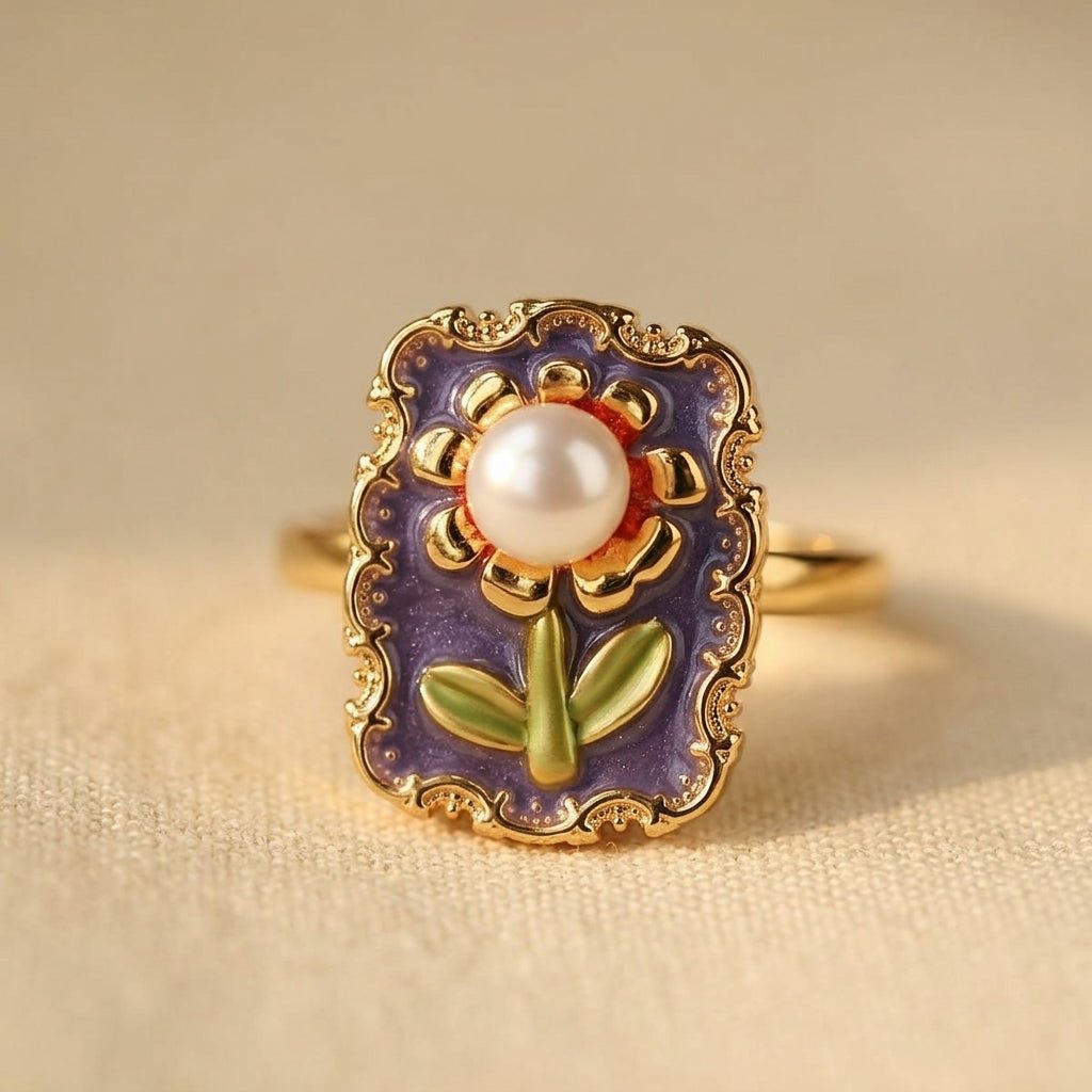 Bloemring met email en middenstuk in parellook