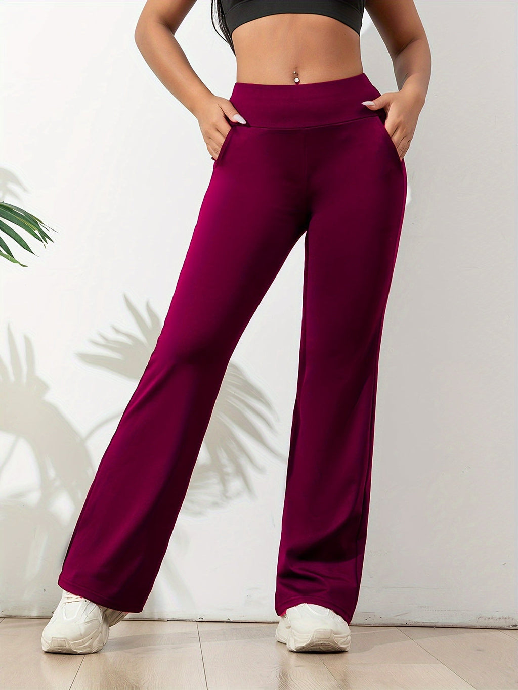 Uitlopende stretchbroek met elastische taille en lange pijp